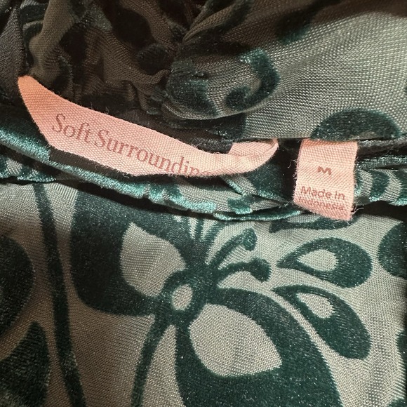 Soft Surroundings Walden Velvet Burnout Mock Neck Evergreen‎ Shirt Women's M $89 - Picture 5 of 10